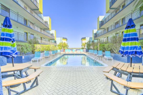 Sunny Myrtle Beach Condo, 5 Mi to Boardwalk!